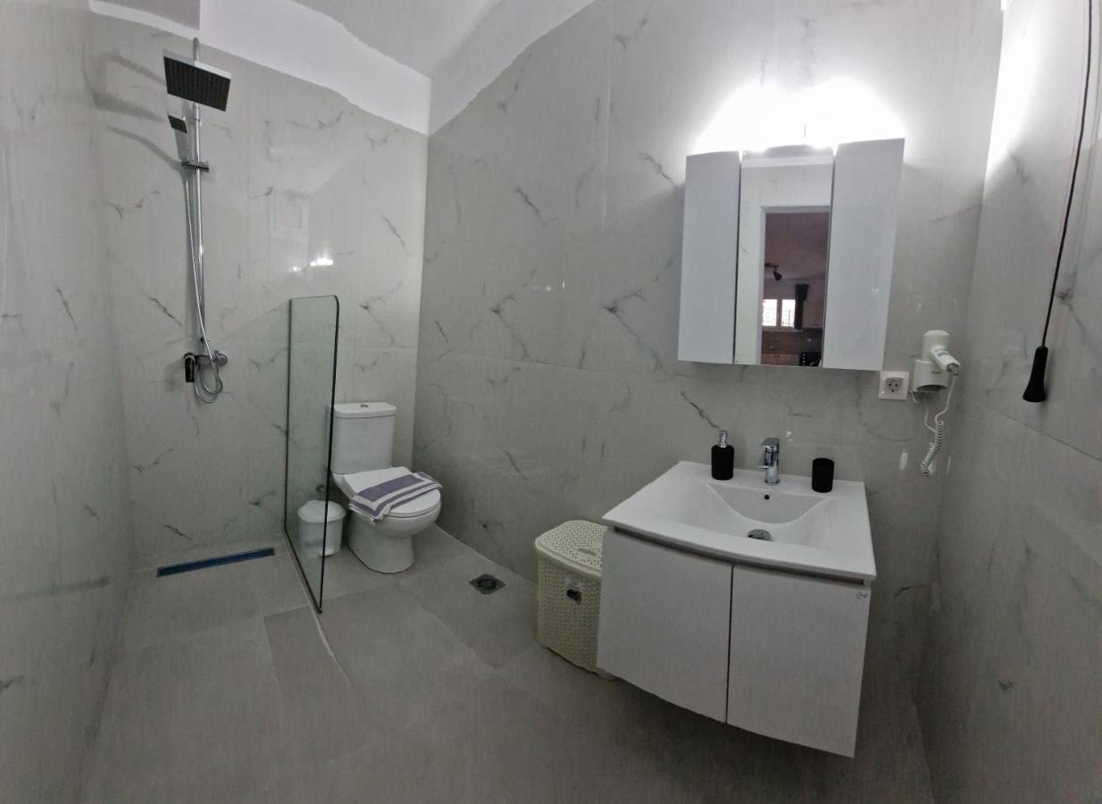 Joseph Apartment *